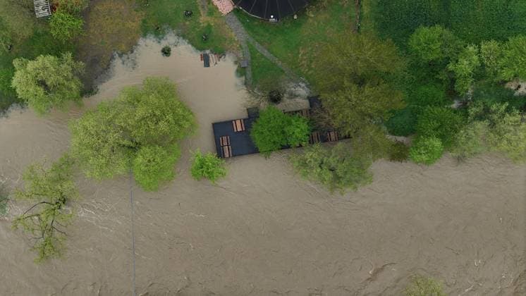 Flooding hits northwestern Turkiye after days of heavy rain DUZCE, TURKIYE - MAY 05: An aerial view shows flooded agricultural land and businesses after heavy rainfall caused the Melen River to overflow in Cumayeri, Duzce, Turkiye, on May 05, 2026. Intermittent downpours lasting four days led to flooding in the Dokuzdegirmen area, affecting farmland and local enterprises. Omer Urer Anadolu Duzce Turkey. Editorial use only. Please get in touch for any other usage.  Copyright: x2026xAnadoluxOmerxUrerx