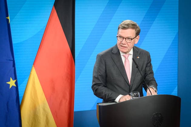 Berlin, Press meeting Johann Wadephul and Gideon Sa™ar Press conference by German Foreign Minister Johann Wadephul CDU and Israeli Foreign Minister Gideon Sa™ar on 05 05 2026 at the Federal Foreign Office in Berlin Berlin Federal Foreign Office Berlin Germany