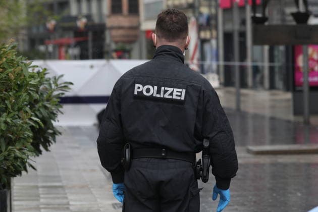 Leipzig city center cordoned off over a wide area to secure evidence A 33-year-old man from Leipzig crashed his car into a crowd of people in the pedestrian zone of Leipzig city center on Monday Two people were killed and numerous injured Only a bollard stopped the car at the end of Grimmaische Straße Leipzig, 05 05 2026 Copyright: xAgenturxMatthiasxWehnertx xM.xGränzdörferx