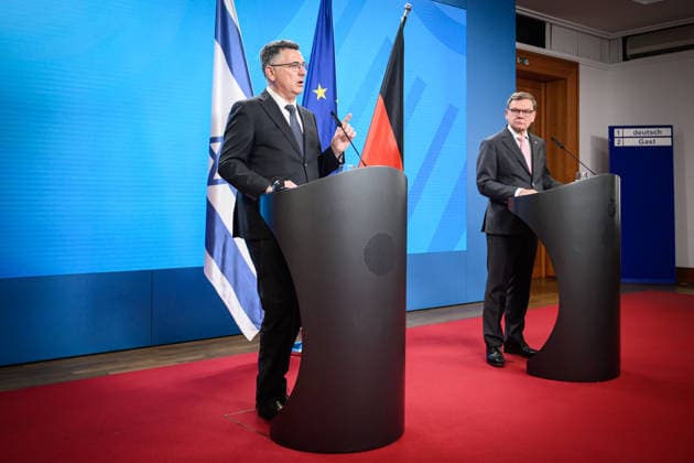 Berlin, Press meeting Johann Wadephul and Gideon Sa™ar Press conference by German Foreign Minister Johann Wadephul CDU and Israeli Foreign Minister Gideon Sa™ar on 05 05 2026 at the Federal Foreign Office in Berlin Berlin Federal Foreign Office Berlin Germany