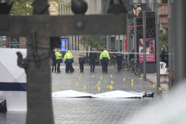 Leipzig city center cordoned off over a wide area to secure evidence A 33-year-old man from Leipzig crashed his car into a crowd of people in the pedestrian zone of Leipzig city center on Monday Two people were killed and numerous injured Only a bollard stopped the car at the end of Grimmaische Straße Leipzig, 05 05 2026 Copyright: xAgenturxMatthiasxWehnertx xM.xGränzdörferx