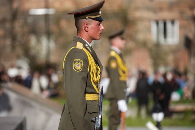 ARMENIA, GYUMRI - MAY 5, 2026: A guard of honour attends a ceremony to lay flowers at the memorial to the 1988 Spitak earthquake titled For the Innocent Victims, For the Merciful Hearts and situated in Vardanants Square. Alexander Patrin TASS  92080426