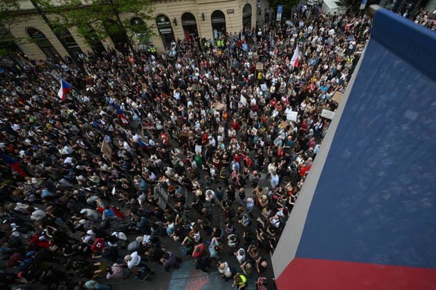 Rally and march in support of public Czech Radio and Czech Television, organised by Million Moments association, took place at the Old Town Square, Prague, Czech Republic, on May 5, 2026. Participants of the march in front of the Czech Radio building in Vinohrady. (CTKxPhoto MichaelaxRihova) CTKPhotoP2026050507964  CTKPhotoP2026050507964