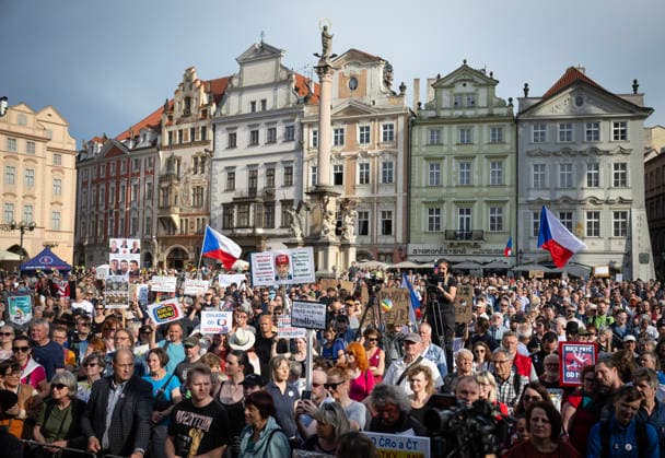 Rally and march in support of public Czech Radio and Czech Television, organised by Million Moments association, took place at the Old Town Square, Prague, Czech Republic, on May 5, 2026. March to proceed to Czech Radio building. (CTKxPhoto MichaelaxRihova) CTKPhotoP2026050508547  CTKPhotoP2026050508547