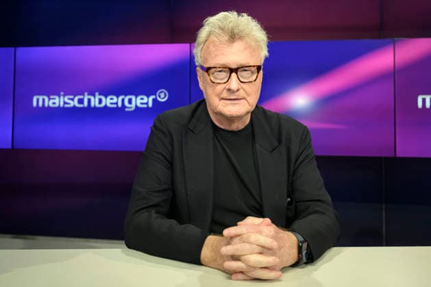 v l Hans Ulrich Jörges Columnist and journalist , GER, Berlin, Studio, guest on Maischberger, political talk show, TV, format, with presenter Sandra Maischberger, Das Erste, from Adlershof Am Studio 20, 05 May 2026, Copyright: HMBxMedia UwexKoch