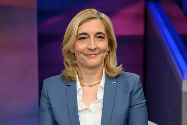 v l Nina Warken, CDU Federal Minister of Health , GER, Berlin, Studio, guest on Maischberger, political talk show, TV, format, with presenter Sandra Maischberger, Das Erste, from Adlershof Am Studio 20, 05 May 2026, Copyright: HMBxMedia UwexKoch