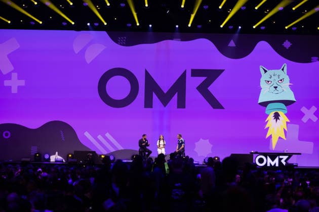 Hamburg, OMR Festival Hamburg, 05 05 2026 The 15-year-old singer and influencer Zahide together with her manager Serdar Bogatekin and presenter Kai Pflaume on the OMR Conference Stage