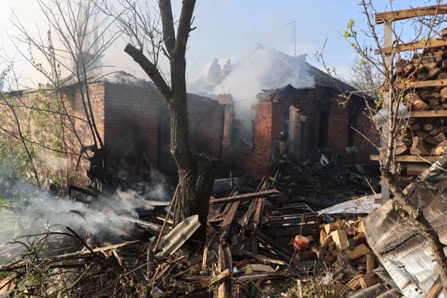 Firefighters extinguish a fire in a private house that was hit by a Russian strike drone, Kharkiv, Ukraine, May 6, 2026. On Wednesday morning, Russian troops attacked Kharkiv with Shahed-type drones. Strikes on residential areas in the Novobavarskyi and Shevchenkivskyi districts injured two people. (Photo by Viacheslav Madiievskyi Ukrinform) Russian drone destroys house in Kharkiv  Copyright: xViacheslavxMadiievskyix