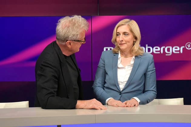 Hans Ulrich Jörges and Nina Warken on the ARD talk show maischberger in Studio Berlin Adlershof Berlin, 05 05 2026 Foto:xM.xBehrensx xFuturexImagex maischberger0505_6503