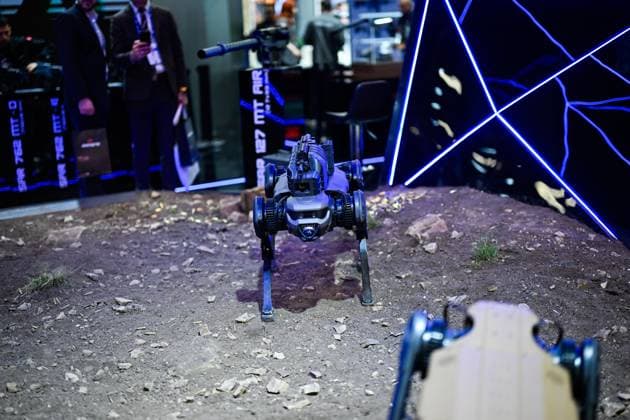 SAHA 2026 Defense Expo continues in Istanbul ISTANBUL, TURKIYE - MAY 6: Participants visit the SAHA 2026 International Defense, Aerospace, and Space Industry Fair in Istanbul, Turkiye on May 6, 2026. Cem Tekkesinoglu Anadolu Istanbul Turkey. Editorial use only. Please get in touch for any other usage.  Copyright: x2026xAnadoluxCemxTekkesinoglux