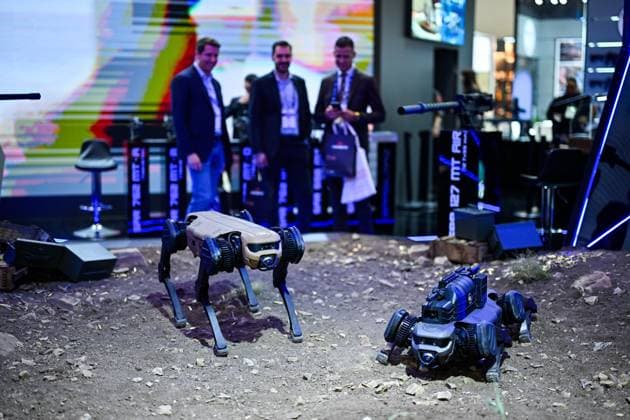 SAHA 2026 Defense Expo continues in Istanbul ISTANBUL, TURKIYE - MAY 6: Participants visit the SAHA 2026 International Defense, Aerospace, and Space Industry Fair in Istanbul, Turkiye on May 6, 2026. Cem Tekkesinoglu Anadolu Istanbul Turkey. Editorial use only. Please get in touch for any other usage.  Copyright: x2026xAnadoluxCemxTekkesinoglux
