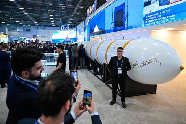 SAHA 2026 Defense Expo continues in Istanbul ISTANBUL, TURKIYE - MAY 6: The intercontinental hypersonic ballistic missile YILDIRIMHAN, developed by the Ministry of National Defense (MSB) R&amp;D Center, draws attention from visitors during the exhibition the SAHA 2026 International Defense, Aerospace, and Space Industry Fair in Istanbul, Turkiye on May 6, 2026. Cem Tekkesinoglu Anadolu Istanbul Turkey. Editorial use only. Please get in touch for any other usage.  Copyright: x2026xAnadoluxCemxTekkesinoglux