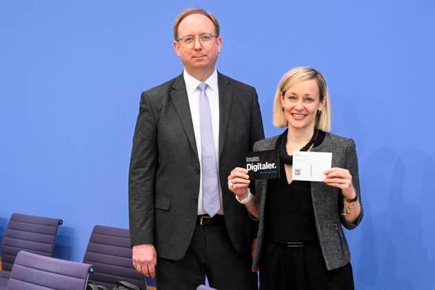 ABB BPK Prof Dr Louisa Specht Riemenschneider, Federal Commissioner for Data Protection and Freedom of Information BfDI Andreas Hartl, Senior Official and Deputy Federal Commissioner Topic Data protection and freedom of information 2025 Between new beginnings and risk Presentation Report at the BPK Berlin Federal Press Conference on 06 05 2026 Berlin Germany