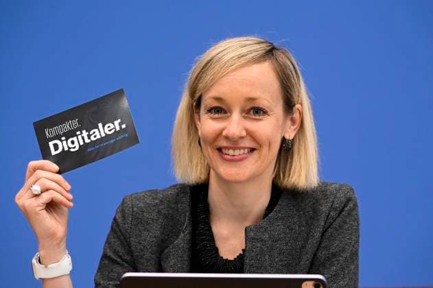 ABB BPK Prof Dr Louisa Specht Riemenschneider, Federal Commissioner for Data Protection and Freedom of Information BfDI Topic Data protection and freedom of information 2025 Between new beginnings and risk Presentation Report at the BPK Berlin Federal Press Conference on 06 05 2026 Berlin Germany