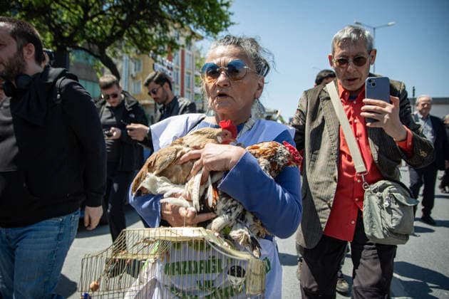 May 6, 2026, Istanbul, Istanbul, Turkey: Friends, family members, environmental activists and press workers gather outside the courthouse for the first hearing of Hakan Tosun, an environmental activist and journalist who was brutally killed in a street attack on October 10. Demonstrators demand justice, transparency in the investigation process, and accountability for all those responsible, including alleged perpetrators and those accused of covering up the crime. Protesters emphasize systemic impunity, failures in the investigation, and the broader struggle for environmental justice across Turkey. Istanbul Turkey - ZUMAt171 20260506_zip_t171_005 Copyright: xAbdullahxTepelix