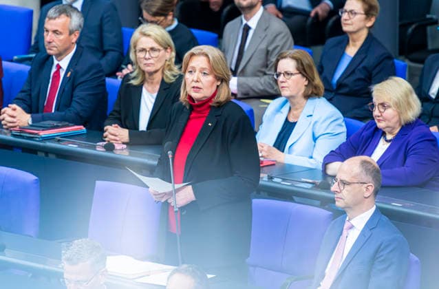 Bärbel Bas Question Time in the Bundestag EUR, Germany, Berlin, 06 05 2026 Questioning the Federal Government Federal Minister for Economic Cooperation and Development and Bärbel Bas SPD , Federal Minister for Labor and Social Affairs answer questions from MPs
