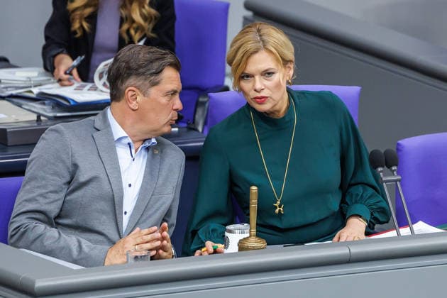 Questioning of the Federal Government in the Bundestag Bundestag President Julia Klöckner, at the questioning of the Federal Government in the German Bundestag on 06 05 26 in Berlin Berlin Berlin Germany Bundestag
