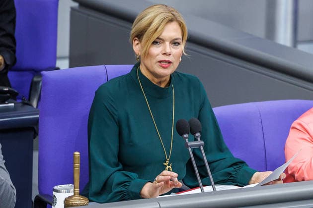 Questioning of the Federal Government in the Bundestag Bundestag President Julia Klöckner, at the questioning of the Federal Government in the German Bundestag on 06 05 26 in Berlin Berlin Berlin Germany Bundestag