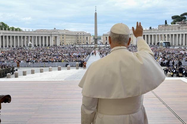 Italy, Rome, Vatican, May 6, 2026: Pope Leo XIV during the weekly general audience in St. Peter’s Square, Vatican City. Photograph by VATICAN MEDIA Catholic Press Photo RESTRICTED TO EDITORIAL USE - NO MARKETING - NO ADVERTISING CAMPAIGNS.  Copyright: xVATICANxMEDIA xCatholicxPressxPhotox xipa-agency.netx xVATICANxMEDIA xCPPx IPA_Agency_IPA74469255