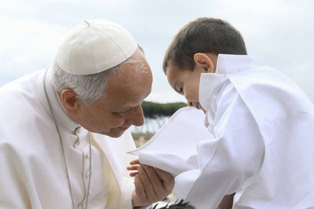 Italy, Rome, Vatican, May 6, 2026: Pope Leo XIV during the weekly general audience in St. Peter’s Square, Vatican City. Photograph by VATICAN MEDIA Catholic Press Photo RESTRICTED TO EDITORIAL USE - NO MARKETING - NO ADVERTISING CAMPAIGNS.  Copyright: xVATICANxMEDIA xCatholicxPressxPhotox xipa-agency.netx xVATICANxMEDIA xCPPx IPA_Agency_IPA74469266