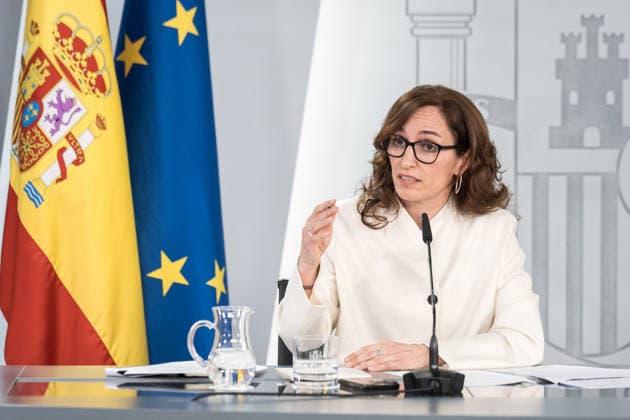 The Government reports on the follow-up meeting to address the WHO request to host the MV Hondius in the Canary Islands The Minister of Health, Mónica García, during a press conference at the Moncloa Complex, on May 6, 2026, in Madrid Spain Ministers appear to report on the follow-up meeting to address the WHO request to the Government of Spain, following the hantavirus infections, to receive the vessel MV Hondius in the Canary Islands, in compliance with international law and humanitarian spirit 06 MAY 2026 HANTAVIRUS CANARY ISLANDS WHO CONTAGIO RIESGO RATA Diego Radamé Madrid Madrid Madrid Spain  Copyright: xDiegoxRadamÃ sx 7503277