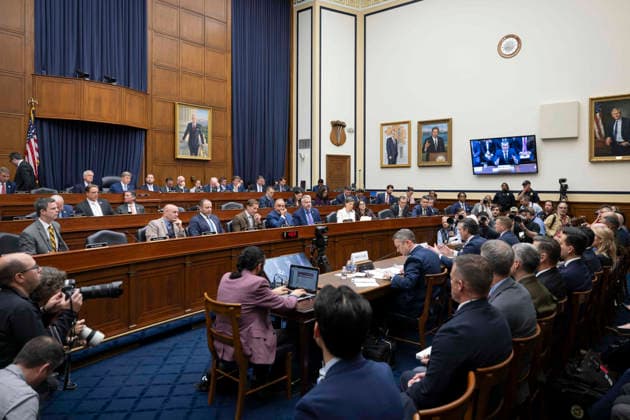 May 6, 2026, Washington, Dc, United States of America: Pentagon Chief Financial Officer Jules Hurst III, U.S Defense Secretary Pete Hegseth and Chairman of the Joint Chiefs Gen. Dan Caine testify at the Senate Armed Services Committee on Capitol Hill, April 30, 2026 in Washington, D.C. During a combative hearing Hegseth was grilled on the Iran War, civilian deaths, Christian Nationalism and race issues. Washington United States of America - ZUMAp138 20260506_zaa_p138_019 Copyright: xSsgt.xMadelynxKeech Dodx