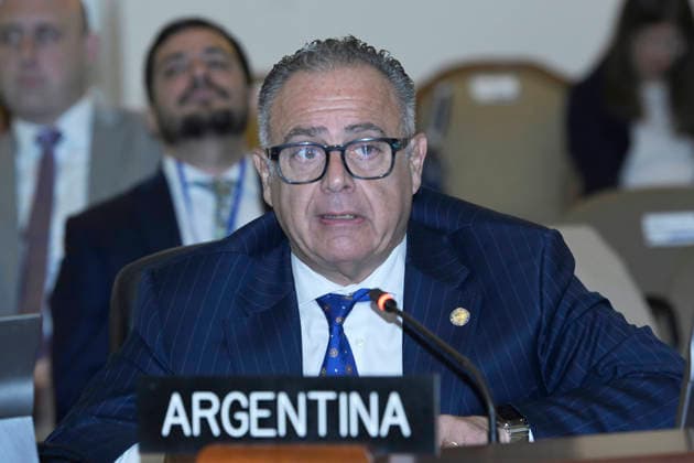 The Permanent Representative of Argentina to the Organization of American States (OAS), Carlos Bernardo Cherniak, speaks during a regular session of the Permanent Council in Washington, USA, 06 May 2026. The OAS highlighted the progress made in supporting Haiti amid its prolonged security crisis and called for strengthening the implementation of the Roadmap for Stability and Peace in the Caribbean nation. The OAS highlights the progress made in supporting Haiti and calls for strengthening the roadmap !ACHTUNG: NUR REDAKTIONELLE NUTZUNG!  Copyright: xLeninxNollyx USA556 20260506-55020200200_1