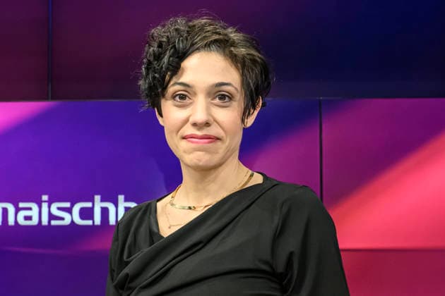 v l Katharina Hamberger Deutschlandfunk , GER, Berlin, Studio, guest on Maischberger, political talk show, TV, format, with presenter Sandra Maischberger, Das Erste, from Adlershof Am Studio 20, 06 May 2026, Copyright: HMBxMedia UwexKoch