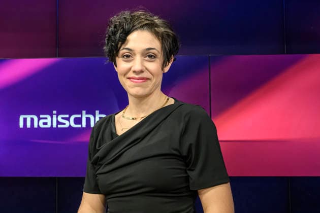 v l Katharina Hamberger Deutschlandfunk , GER, Berlin, Studio, guest on Maischberger, political talk show, TV, format, with presenter Sandra Maischberger, Das Erste, from Adlershof Am Studio 20, 06 May 2026, Copyright: HMBxMedia UwexKoch