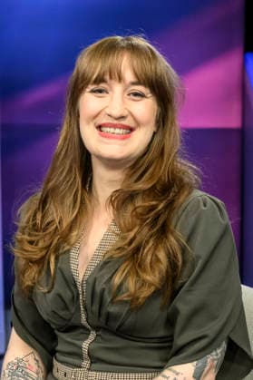 v l Heidi Reichinnek, Die Linke Fraktionsvorsitzende , GER, Berlin, Studio, zu Gast bei - Maischberger, politische Talkshow, TV, Format, mit Moderator - Sandra Maischberger, Das Erste, aus Adlershof - Am Studio 20, 06 Mai 2026, Copyright: HMBxMedia UwexKoch