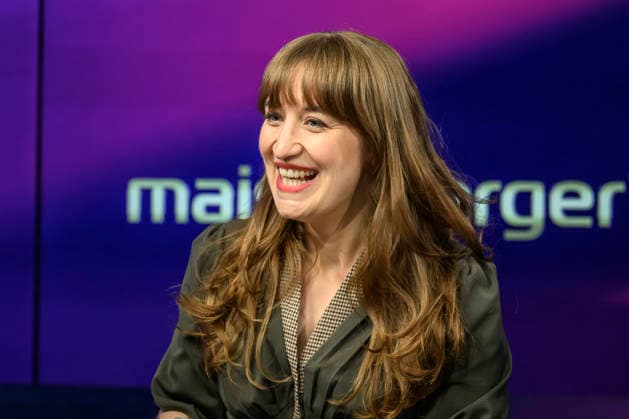 v l Heidi Reichinnek, Die Linke Fraktionsvorsitzende , GER, Berlin, Studio, zu Gast bei - Maischberger, politische Talkshow, TV, Format, mit Moderator - Sandra Maischberger, Das Erste, aus Adlershof - Am Studio 20, 06 Mai 2026, Copyright: HMBxMedia UwexKoch