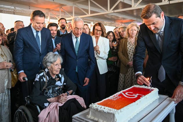 May 6, 2026, Lisbon, Lisbon, Portugal: PSD Secretary-General HUGO SOARES (R) lights the candles on the celebratory cake while PSD President and Prime Minister LUoÂS MONTENEGRO (L), former Portuguese President MARCELO REBELO DE SOUSA (C) and party member number two CONCEIo¡oÆ’O MONTEIRO (seated) look on during the 52nd anniversary celebrations of the Social Democratic Party PSD in Lisbon. Lisbon Portugal - ZUMAr238 20260506_zip_r238_053 Copyright: xRicardoxRochax