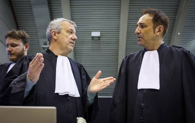 Lawyer Frank Discepoli, defending P. Falzone and Lawyer Fabrice Guttadauria, defending A. Falzone pictured during the trial of P. and A. Falzone, at the Court of Appeal of Mons, on Thursday 07 May 2026. The trial of the two men concerns the 2022 tragedy in Strepy-Bracquegnies, where a car plowed into a carnival parade around 5:00. Six people died at the scene, and a seventh months later in the hospital. P. Falzone is charged with seven murder and 81 attempted murder. A. Falzone with failure to render aid to a person in danger.  VIRGINIExLEFOUR 173112250