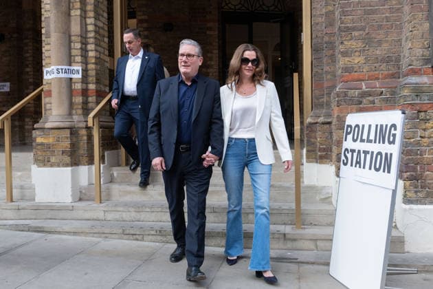 UK Prime Minister Starmer votes for UK local elections 2026 in London LONDON, UNITED KINGDOM - MAY 7: UK Prime Minister Keir Starmer and his wife Victoria Starmer leave a polling station in Westminster after voting in the local elections in London, United Kingdom on May 7, 2026. Thomas Krych Anadolu London United Kingdom. Editorial use only. Please get in touch for any other usage.  Copyright: x2026xAnadoluxThomasxKrychx