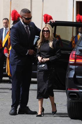 Vatican City, May 7, 2026: U.S. Secretary of State Marco Rubio and his wife, Jeanette Dousdebes Rubio, arrive in the San Damaso Courtyard, where they were received by Apostolic Nuncio Petar Rajic for an official meeting with Pope Leo XIV and Cardinal Pietro Parolin. The visit takes place in a particularly delicate diplomatic climate, following Donald Trump s recent statements against the Pontiff, which have attracted the attention of the international community and global media. The meeting thus takes on strong symbolic and institutional significance, focusing on the dialogue between the Holy See and the United States, geopolitical tensions, and the role of Vatican diplomacy in the contemporary landscape.  Copyright: xmarcoxiacobuccix xipa-agency.netx xmarcoxiacobuccix IPA_Agency_IPA74485791