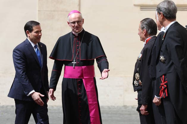 Vatican City, May 7, 2026: U.S. Secretary of State Marco Rubio and his wife, Jeanette Dousdebes Rubio, arrive in the San Damaso Courtyard, where they were received by Apostolic Nuncio Petar Rajic for an official meeting with Pope Leo XIV and Cardinal Pietro Parolin. The visit takes place in a particularly delicate diplomatic climate, following Donald Trump s recent statements against the Pontiff, which have attracted the attention of the international community and global media. The meeting thus takes on strong symbolic and institutional significance, focusing on the dialogue between the Holy See and the United States, geopolitical tensions, and the role of Vatican diplomacy in the contemporary landscape.  Copyright: xmarcoxiacobuccix xipa-agency.netx xmarcoxiacobuccix IPA_Agency_IPA74485803