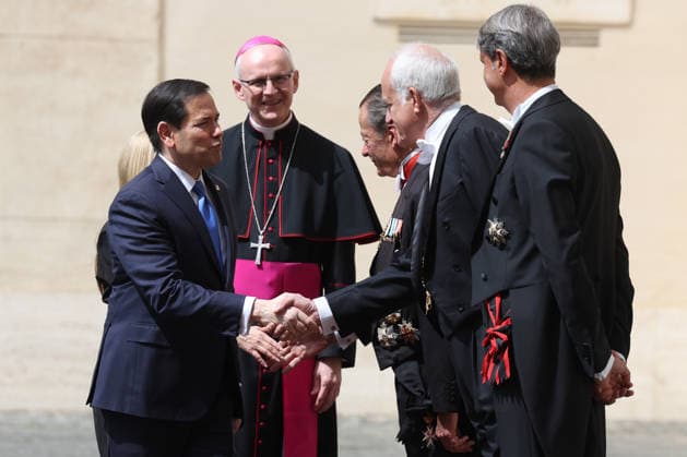 Vatican City, May 7, 2026: U.S. Secretary of State Marco Rubio and his wife, Jeanette Dousdebes Rubio, arrive in the San Damaso Courtyard, where they were received by Apostolic Nuncio Petar Rajic for an official meeting with Pope Leo XIV and Cardinal Pietro Parolin. The visit takes place in a particularly delicate diplomatic climate, following Donald Trump s recent statements against the Pontiff, which have attracted the attention of the international community and global media. The meeting thus takes on strong symbolic and institutional significance, focusing on the dialogue between the Holy See and the United States, geopolitical tensions, and the role of Vatican diplomacy in the contemporary landscape.  Copyright: xmarcoxiacobuccix xipa-agency.netx xmarcoxiacobuccix IPA_Agency_IPA74485813