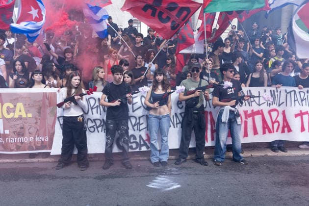 Demonstration in Rome in front of the Ministry of Education headquarters on the occasion of the school workers strike.  Copyright: xMatteoxNardonex xipa-agency.netx xMatteoxNardonex IPA_Agency_IPA74485995