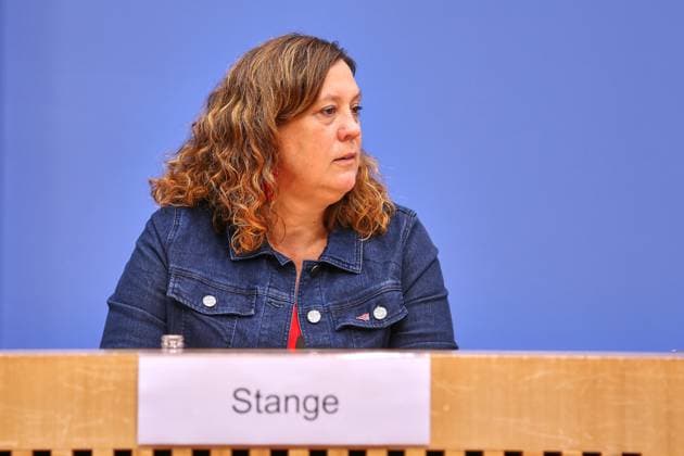 Berlin, Germany, 07 05 2026 Federal Press Conference Paradigm Shift in Organ Donation Contradiction Regulation Now Julia Christina Stange Linke Copyright: xdtsxNachrichtenagenturx dts_118084