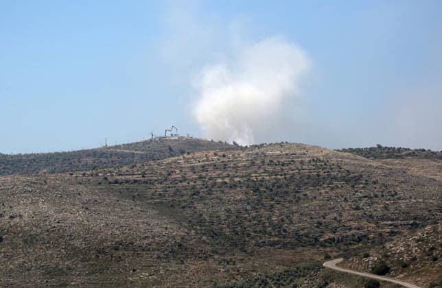 Smoke rises as Israeli settlers set fire to farmland near Nablus Smoke rises after Israeli settlers set fire to Palestinian agricultural fields and trees near the Israeli settlement of Itamar, east of Nablus in the occupied West Bank, on May 7, 2026. Photo by Mohammed Nasser apaimages Nablus West Bank Palestinian Territory 070526_Nablus_MN_00(4) Copyright: xapaimagesxMohammedxNasserx xapaimagesx