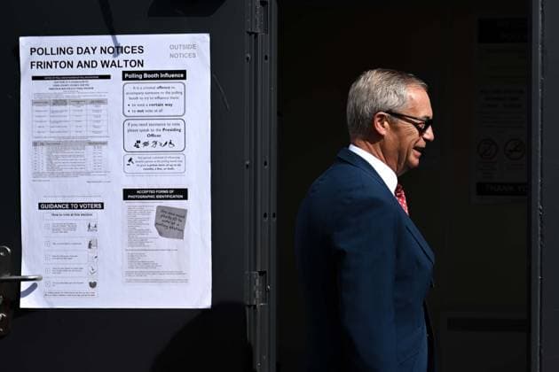 Reform UK Leader Nigel Farage votes for UK local elections 2026 WALTON-ON-THE-NAZE, UNITED KINGDOM - MAY 07: Reform UK leader Nigel Farage is seen after casting his vote during the local council elections on May 07, 2026 in Walton-on-the-Naze, United Kingdom. Rasid Necati Aslim Anadolu Walton-on-the-Naze United Kingdom. Editorial use only. Please get in touch for any other usage.  Copyright: x2026xAnadoluxRasidxNecatixAslimx