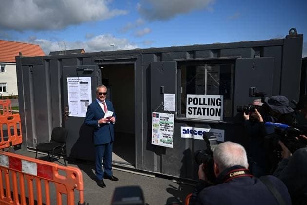 Reform UK Leader Nigel Farage votes for UK local elections 2026 WALTON-ON-THE-NAZE, UNITED KINGDOM - MAY 07: Reform UK leader Nigel Farage is seen after casting his vote during the local council elections on May 07, 2026 in Walton-on-the-Naze, United Kingdom. Rasid Necati Aslim Anadolu Walton-on-the-Naze United Kingdom. Editorial use only. Please get in touch for any other usage.  Copyright: x2026xAnadoluxRasidxNecatixAslimx