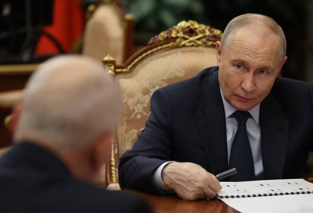 Russia Putin 9159204 07.05.2026 Russian President Vladimir Putin meets with Rostec State Corporation CEO Sergei Chemezov at the Kremlin in Moscow, Russia. Mikhail Metzel Sputnik Moscow Russia  Copyright: xMikhailxMetzelx