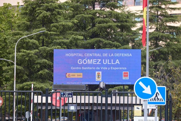 Hospital Central de La Defensa Gómez Ulla Information poster of the Hospital Central de La Defensa Gómez Ulla, on May 7, 2026, in Madrid Spain 07 MAY 2026 DEFENSA GÓMEZ ULLA HOSPITAL HANTAVIRUS MADRID CRUCERO Jesús Hellí Madrid Madrid Spain  Copyright: xJesusxHellinx 7505676