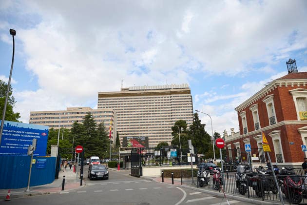 Hospital Central de La Defensa Gómez Ulla Façade of the Hospital Central de La Defensa Gómez Ulla, on May 7, 2026, in Madrid Spain 07 MAY 2026 DEFENSA GÓMEZ ULLA HOSPITAL HANTAVIRUS MADRID CRUCERO Jesús Hellí Madrid Madrid Spain  Copyright: xJesusxHellinx 7505712