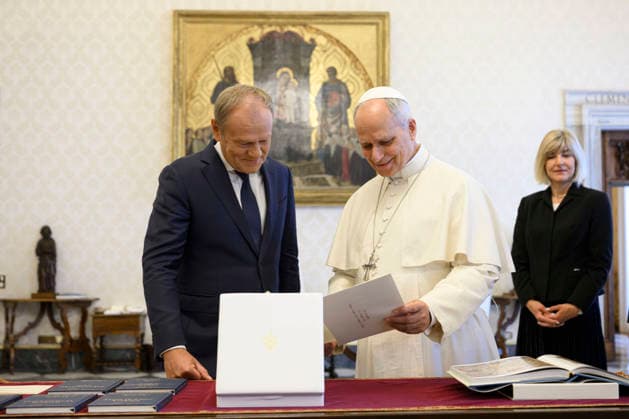 ITALY- REL VATICAN -POPE LEO XVI DURING A PRIVATE AUDIENCE WITH HIS EXCELLENCY MR.DONALD TUSK, PRIME MINISTER OF THE REPUBLIC OF POLAND AT THE VATICAN May 7, 2026 ITALY REL - Vatican,May 7, 2026: Pope Leo VIX during a private audience with His Excellency Mr. Donald Tusk, Prime Minister of the Republic of Poland, at the Vatican. EDITORIAL USE ONLY - NO BOOKS Copyright: xVATICANxMEDIAx xCatholicxPressxPhotox