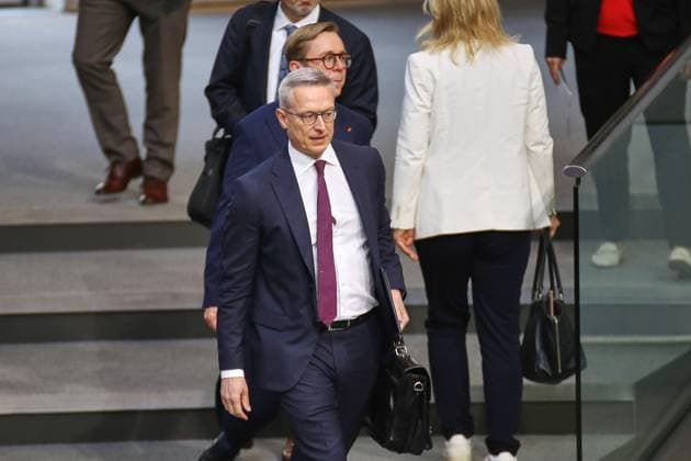 Berlin, Germany, 07 05 2026 German Bundestag 77 Bundestag session Federal Minister for Digital and State Modernization Karsten Wildberger CDU and Philipp Amthor CDU enter the chamber Copyright: xdtsxNachrichtenagenturx dts_118175