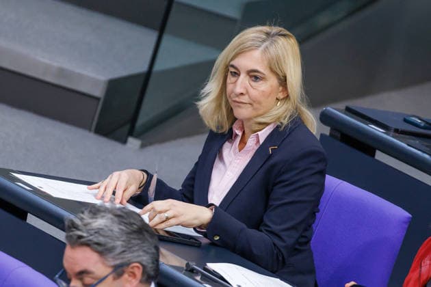 Bundestag Nina Warken CDU , Federal Minister of Health in the German Bundestag on 07 05 26 in Berlin Berlin Berlin Germany Bundestag