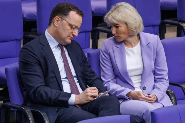 Jens Spahn CDU and Anne Koenig CDU in the German Bundestag on 07 05 26 in Berlin Berlin Berlin Germany Bundestag