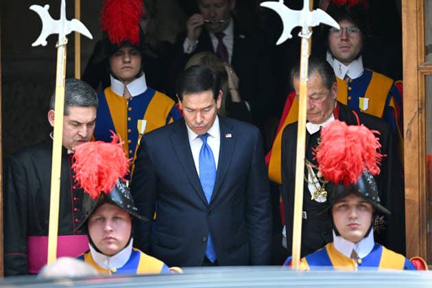 May 7, 2026, Rome, Rome, Italy: Marco Antonio Rubio, Secretary of State of the United States of America, departs from the San Damaso Courtyard after meeting with the Pope and the Swiss Guards, Vatican City, May 7, 2026 Rome Italy  - ZUMAa289 20260507_zia_a289_198 Copyright: xMariaxLauraxAntonellix xAgfx